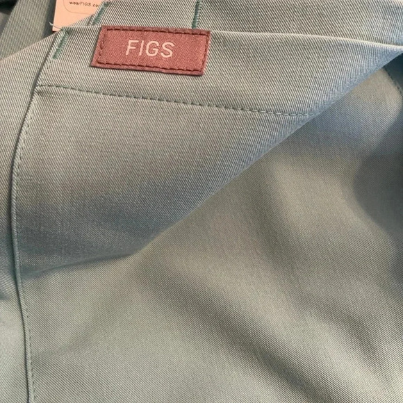 NWT FIGS Men’s Slim Leon Three Pocket Scrub Top M21SW1051  Size L FiGs - Picture 6 of 8